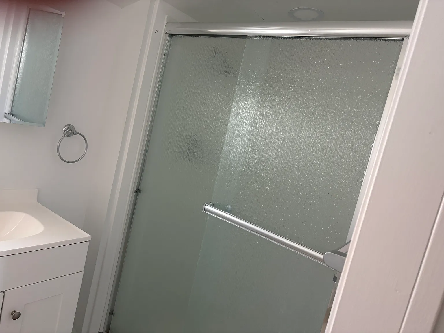1 bed, $900 — Photo 4