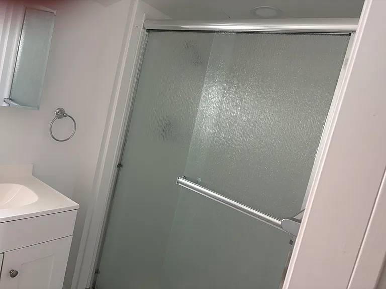 109 S F St #3 — Photo 4