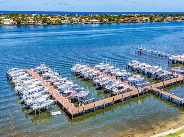 135 Yacht Club Way #305, Hypoluxo, FL 33462