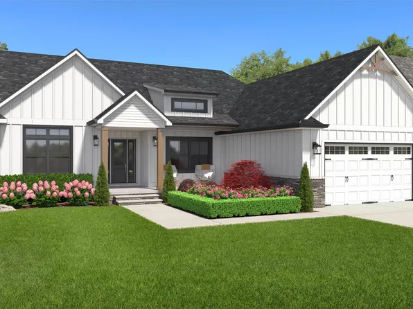 39193 Chart St, Harrison Township, MI 48045