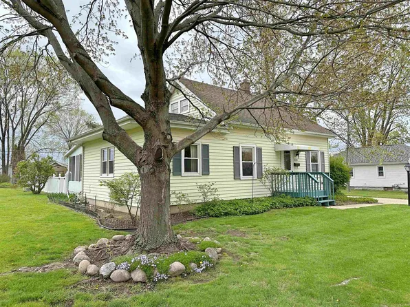 2120 S Jackson St, Janesville, WI 53546