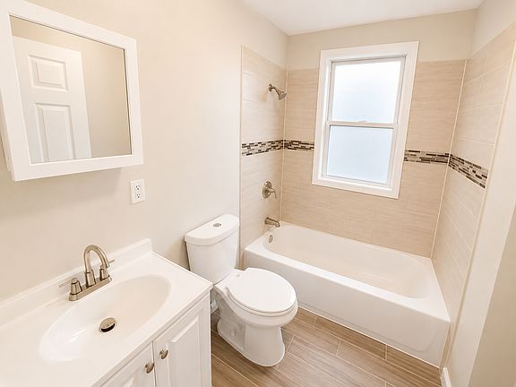 2nd image of 469 Avon Ave Floor 1