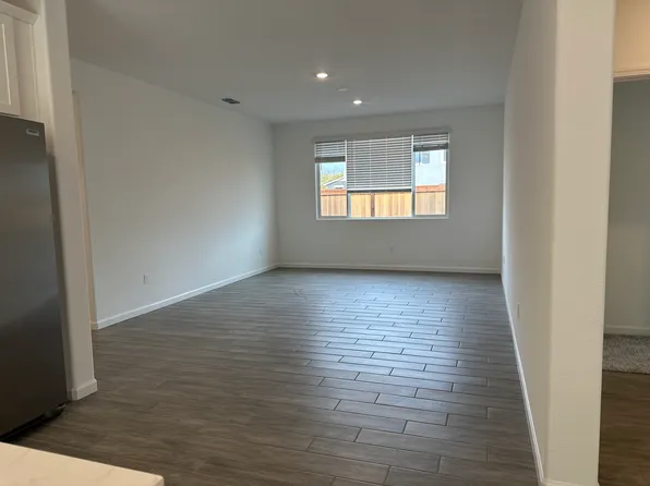 7337 Gardner Ave, Sacramento, CA 95828