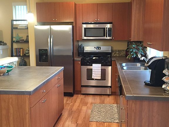 5th image of 8008 SE Sporri Ln