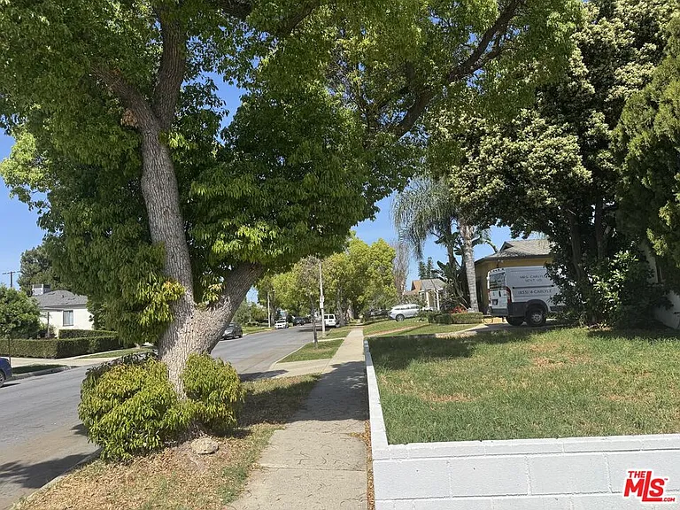 6556 Forbes Ave — Photo 13