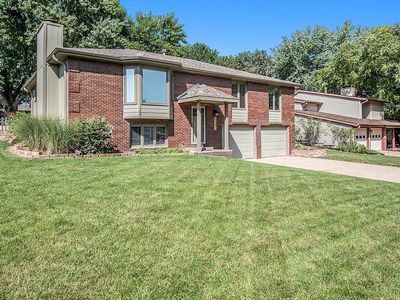 5201 S 68th St, Lincoln, NE, 68516