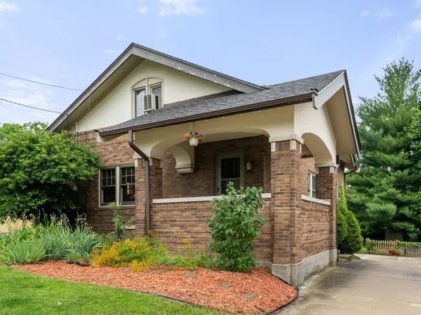 816 Paris Ave, Rockford, IL 61107