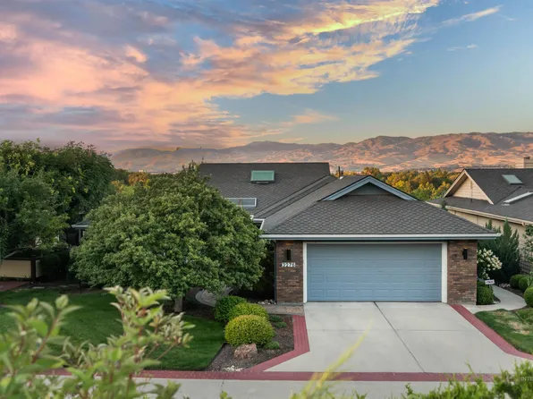 3276 W Hillcrest Ln, Boise, ID 83705