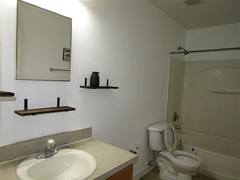 121 Bristol Forest Trl — Photo 19