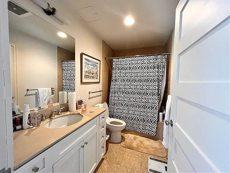 100 Exchange St #806 — Photo 28