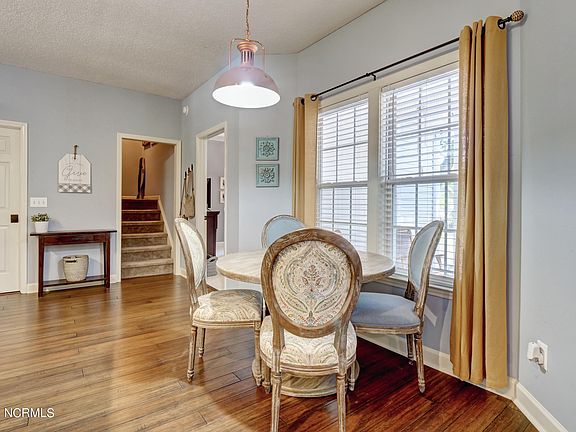 2nd image of 7105 Kinsella Ct