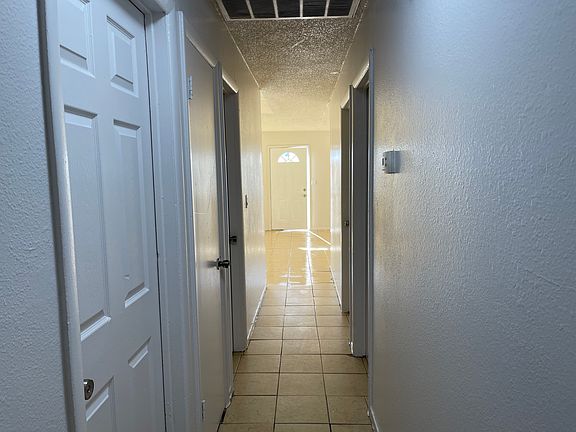 5th image of 844 W Lake Mead Blvd