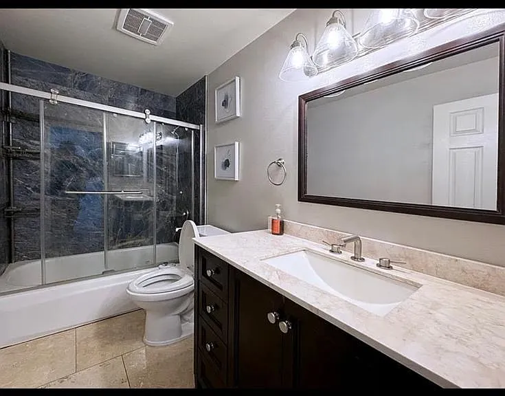 2137 Hawkins Ln #2137 — Photo 7