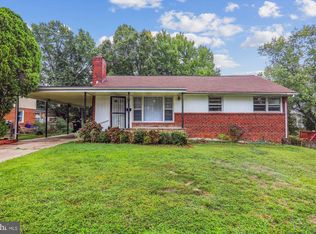 8342 Verona Dr, Hyattsville, MD 20784