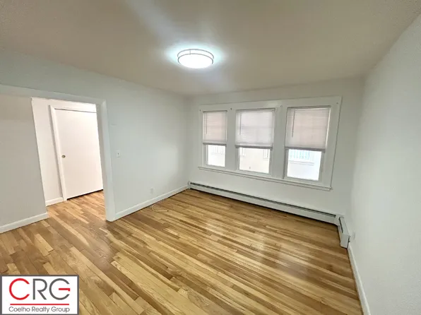 119 Bailey Rd #1, Somerville, MA 02145