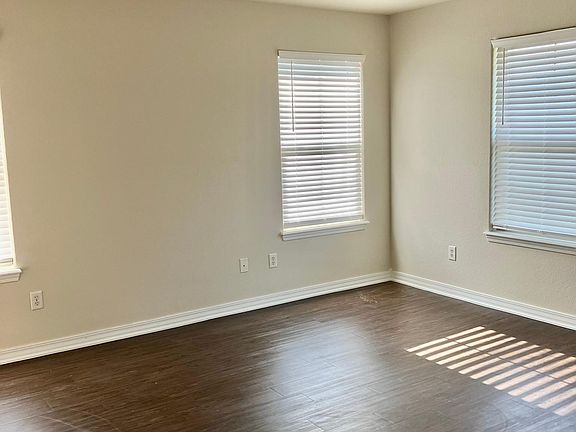 3rd image of 3006 Briar Creek Ave