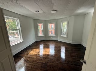 25 Wyman St APT 2, Worcester, MA 01610