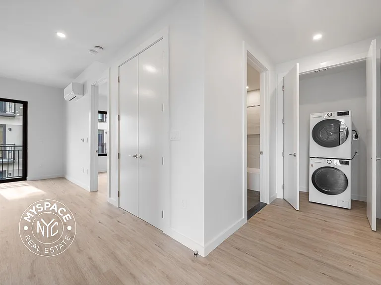 212 Lenox Rd #1 — Photo 8