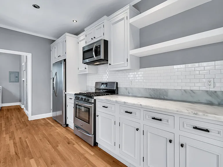 1275 S Cloverdale Ave #1 — Photo 11