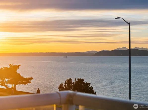 1550 Alki Avenue SW #302, Seattle, WA 98116