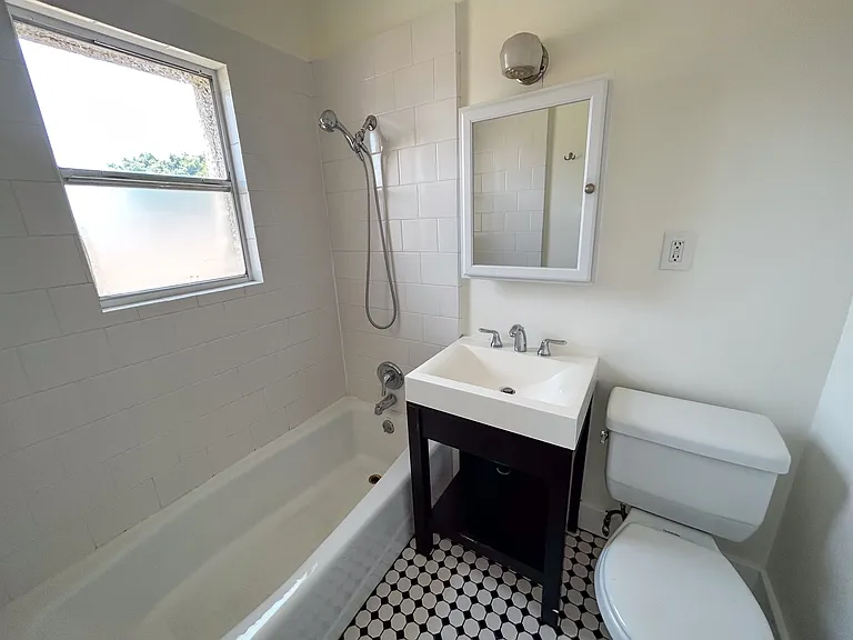 Normandie Hollywood, LLC — Photo 8