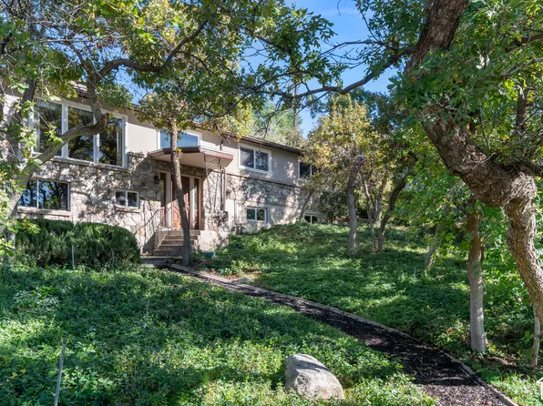 399 E Oak Ln, Farmington, UT 84025