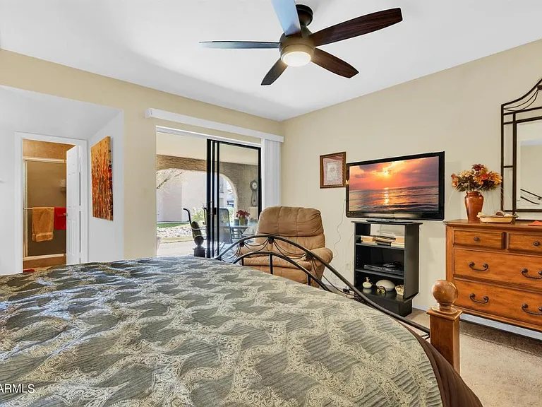 9430 E Mission Ln #101 — Photo 34