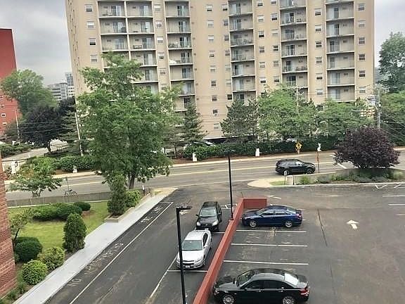 4th image of 100 W Squantum St #400