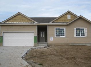 19114 W St, Omaha, NE 68135