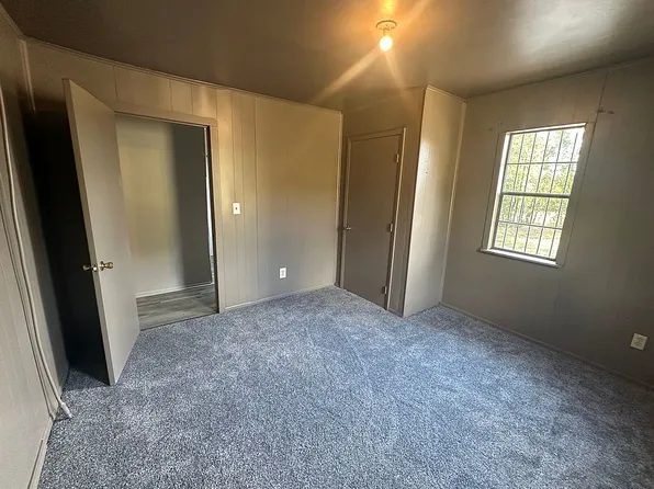 4552 Edwards St, Bessemer, AL 35020