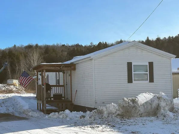 46 Cross Country Cir, Wilmington, VT 05363