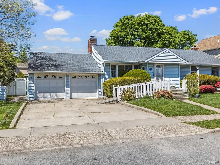 168 Lenox Ave — Photo 2