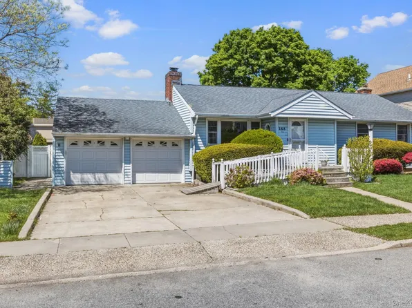 168 Lenox Ave, Uniondale, NY 11553