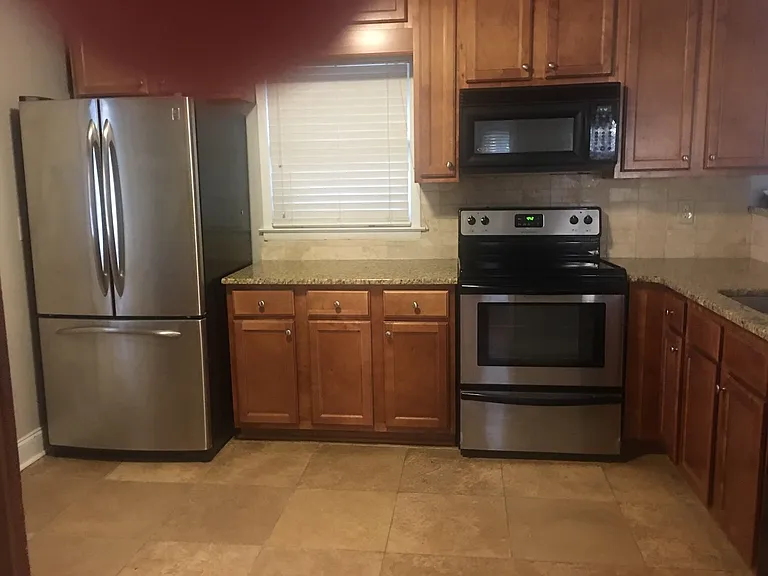 2384 E Drew Valley Rd NE — Photo 7
