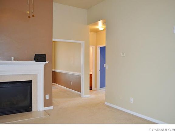 3rd image of 10445 Planters View Dr