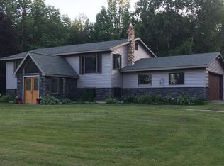 46837 Pilgrim Rd, Houghton, MI 49931