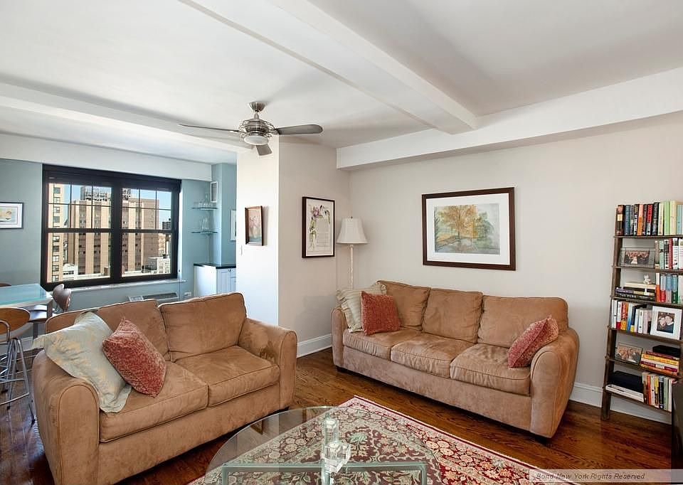 2nd image of 200 E 16th St APT 16F