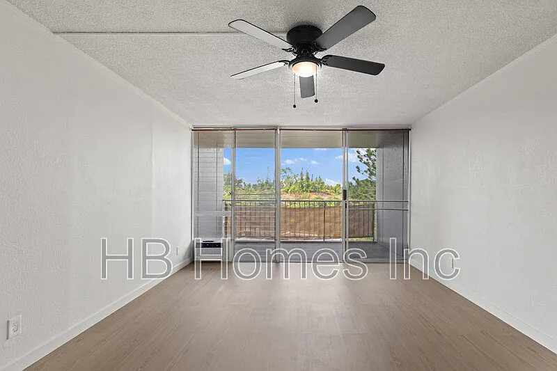 1 bed, 1.0 bath, 607 sqft, $2,600 — Photo 3