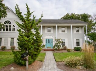 19 Lori Rd, Monmouth Beach, NJ 07750