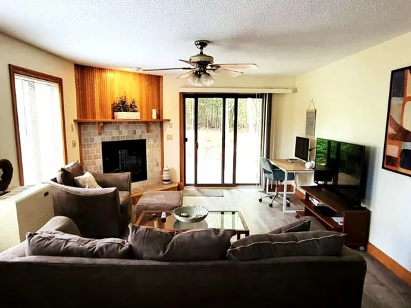 140 Paquette Cir, Twin Mountain, NH