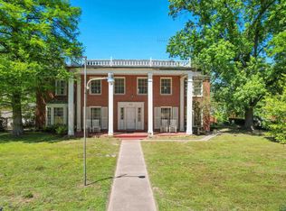 800 W Tyler St, Gilmer, TX 75644