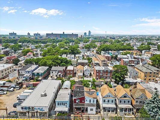 Sold by Revived Residential | media 6
