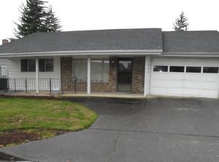 685 S Cascade Dr, Woodburn, OR 97071