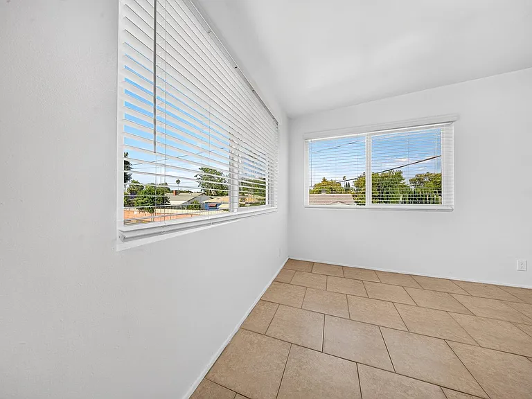6944-6954 Coldwater Canyon Ave — Photo 23