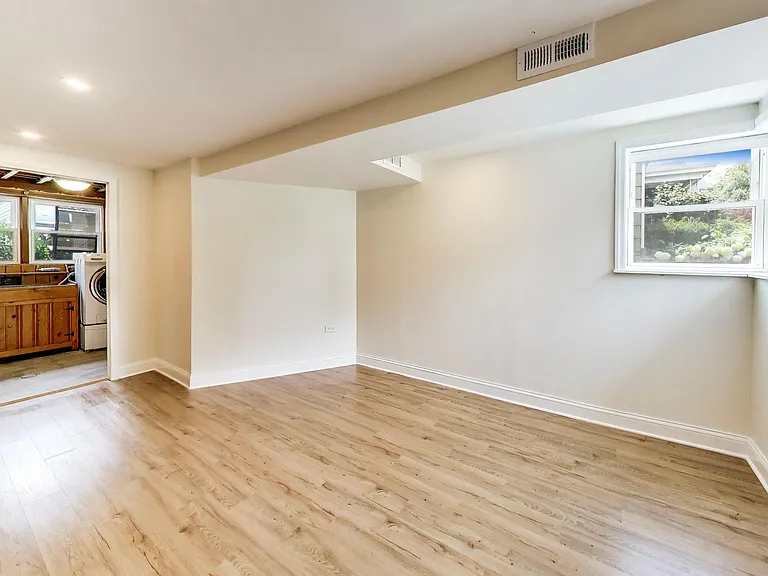 679 S Spring Rd — Photo 18