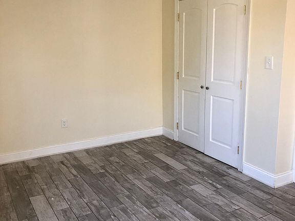 4th image of 214 Columbia Ave APT 2L