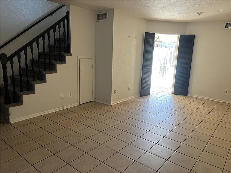 6111 Beverly Hill St #74 — Photo 3