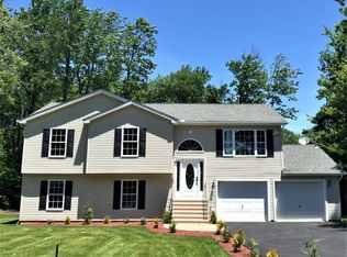 4157 Romeo Rd, Tobyhanna, PA 18466