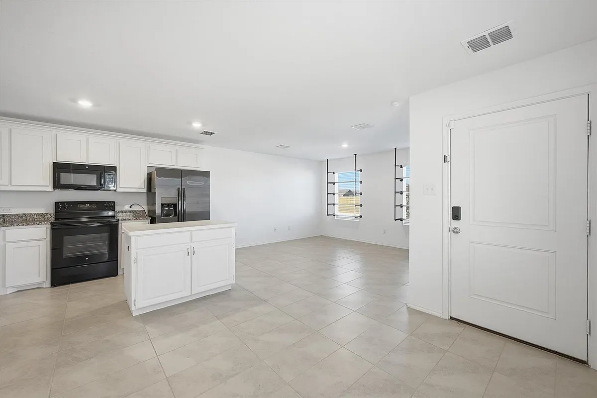 Building Photo - 6739 Coulter Dr