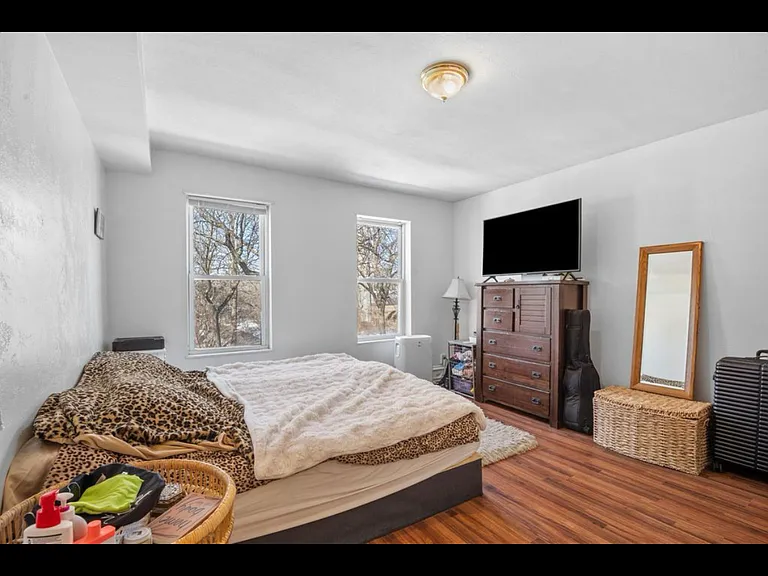 1611 Grand St NE #2 — Photo 17